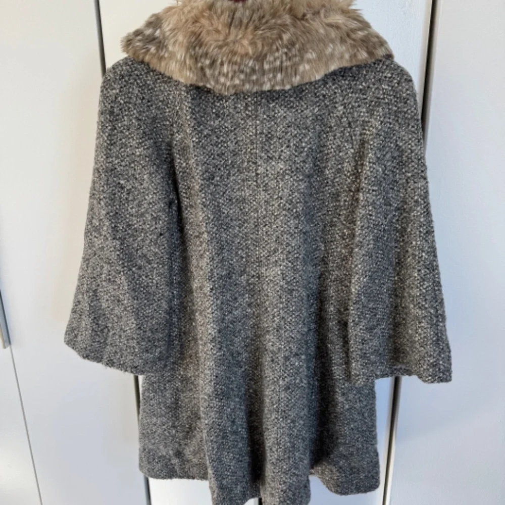 Wool/Polyester Jacket - Picture 2 of 3